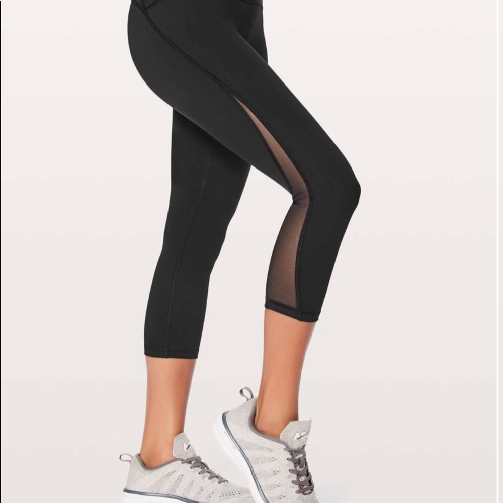 Lululemon Train Times 21'', size 4